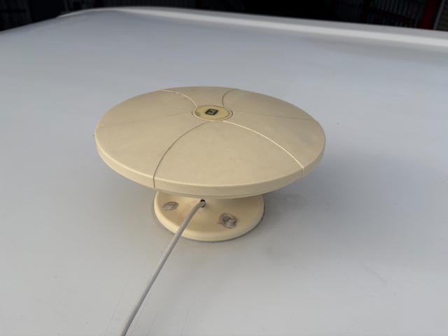 カムロード ヴォーン R2B 東和モータース キャブコン 冷蔵庫70L インバーター1500W ソーラー レンジ 給排水タンク 地デジアンテナ 家庭用エアコン マックスファン 2段ベット CTECK走行充電 キャンピングカー(37枚目)