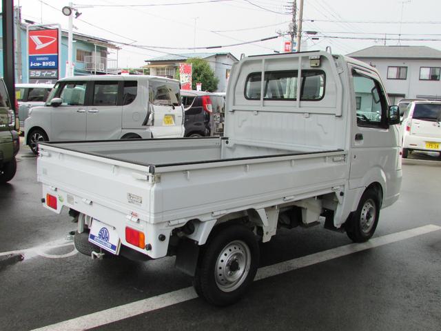 キャリイトラック ＦＣ農繁仕様　ワンオーナー　エアコン　パワステ　デフロック　高低二段切り替え４ＷＤ　荷台灯　ゲートプロテクター　荷台マット（8枚目）