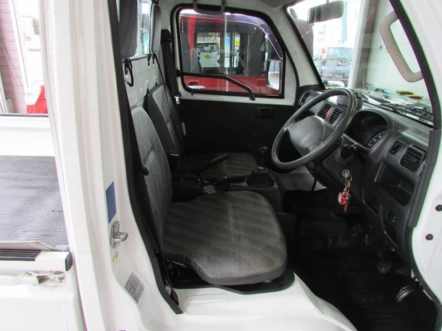 キャリイトラック ＦＣ農繁仕様　ワンオーナー　エアコン　パワステ　デフロック　高低二段切り替え４ＷＤ　荷台灯　ゲートプロテクター　荷台マット（12枚目）