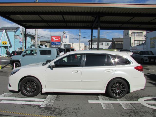 レガシィツーリングワゴン ２．０ＧＴ　ＤＩＴアイサイト　ワンオーナー　純正ナビ　フルセグ　バックモニター　ＥＴＣ　１８インチアルミ（5枚目）