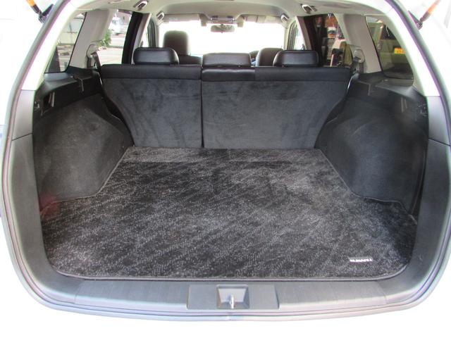 レガシィツーリングワゴン ２．０ＧＴ　ＤＩＴアイサイト　ワンオーナー　純正ナビ　フルセグ　バックモニター　ＥＴＣ　１８インチアルミ（14枚目）