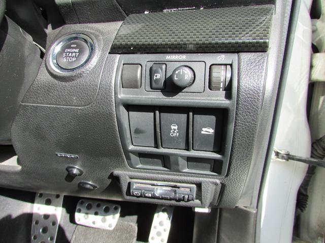 レガシィツーリングワゴン ２．０ＧＴ　ＤＩＴアイサイト　ワンオーナー　純正ナビ　フルセグ　バックモニター　ＥＴＣ　１８インチアルミ（17枚目）