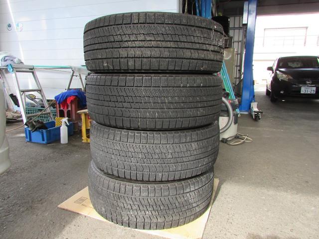 レガシィツーリングワゴン ２．０ＧＴ　ＤＩＴアイサイト　ワンオーナー　純正ナビ　フルセグ　バックモニター　ＥＴＣ　１８インチアルミ（26枚目）