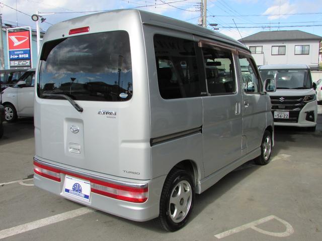 アトレーワゴン カスタムターボＲ　．ワンオーナー　純正オーディオ　キーレス　両側スライドドア　社外アルミ付きスタットレスタイヤ（8枚目）