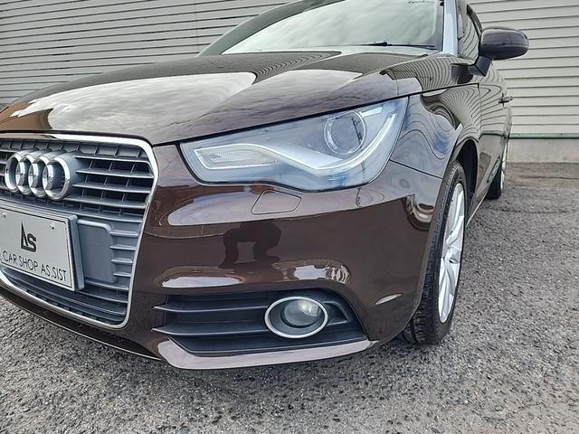 Ａ１スポーツバック １．４ＴＦＳＩ　スポーツＰＫＧ　純正ナビ　ＴＶ　キセノンヘッドライト　スマートキー　プッシュスタート　ＥＴＣ　コントラストルーフ（23枚目）