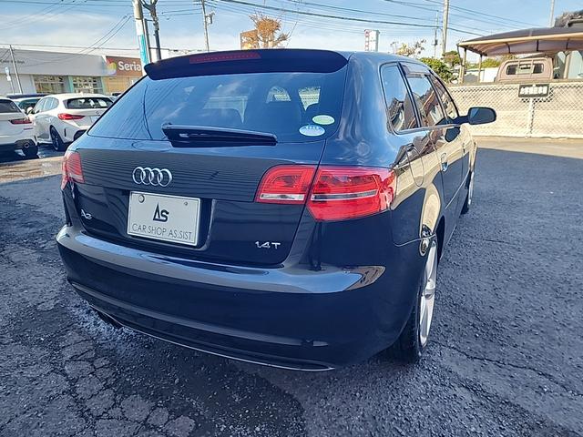 Ａ３ スポーツバック１．４ＴＦＳＩ　スポーツバック１．４ＴＦＳＩ　Ｓラインパッケージ　純正１７インチホイール　Ｓラインバンパー　Ｓライン専用シートナビＴＶ　Ｂカメラ　２０１２年モデル！（3枚目）