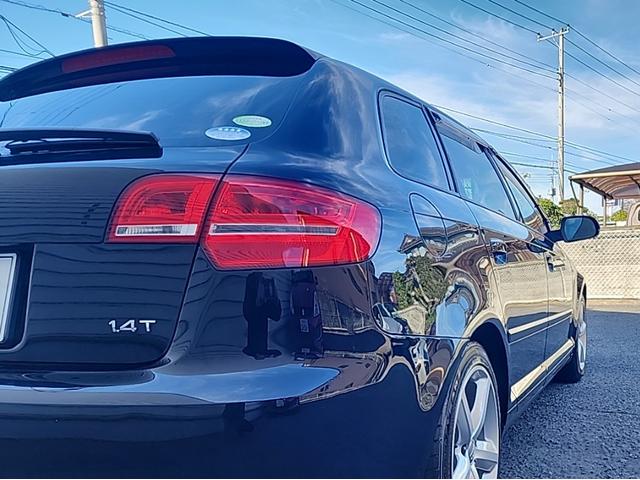 Ａ３ スポーツバック１．４ＴＦＳＩ　スポーツバック１．４ＴＦＳＩ　Ｓラインパッケージ　純正１７インチホイール　Ｓラインバンパー　Ｓライン専用シートナビＴＶ　Ｂカメラ　２０１２年モデル！（8枚目）