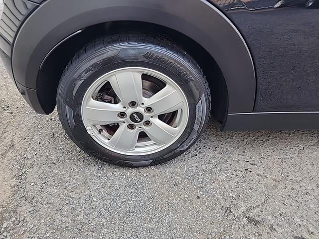 ＭＩＮＩ クーパー　純正ナビ　バックカメラ　ＬＥＤヘッドライト　ユニオンジャックテール　コーナーセンサー　アイドリングストップ　フォグランプ　純正１５インチアルミ　純正ＥＴＣ　前後ドラレコ　走行１３０００キロ！（20枚目）