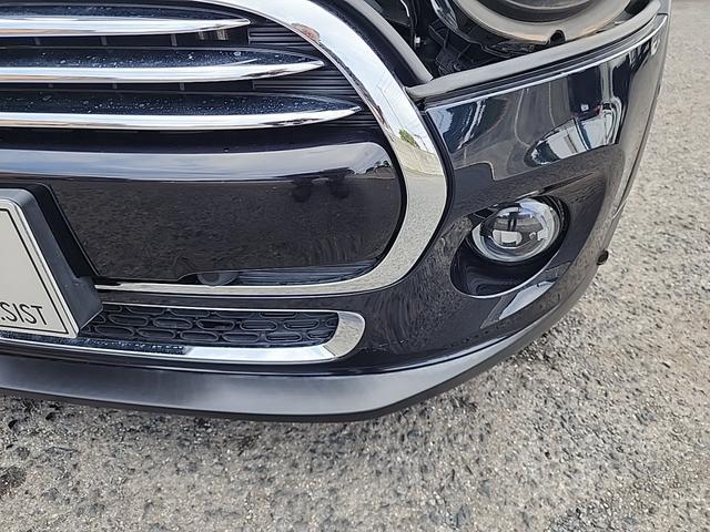 ＭＩＮＩ クーパー　純正ナビ　バックカメラ　ＬＥＤヘッドライト　ユニオンジャックテール　コーナーセンサー　アイドリングストップ　フォグランプ　純正１５インチアルミ　純正ＥＴＣ　前後ドラレコ　走行１３０００キロ！（26枚目）