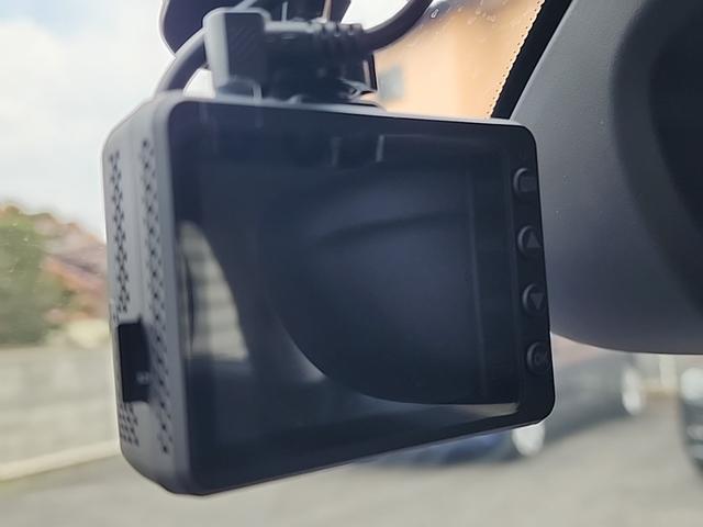 ＭＩＮＩ クーパー　純正ナビ　バックカメラ　ＬＥＤヘッドライト　ユニオンジャックテール　コーナーセンサー　アイドリングストップ　フォグランプ　純正１５インチアルミ　純正ＥＴＣ　前後ドラレコ　走行１３０００キロ！（45枚目）