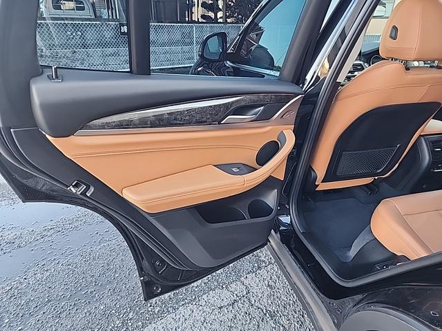 Ｘ３ ｘＤｒｉｖｅ　２０ｄ　Ｘライン　ハイラインパッケージ　ヘッドアップディスプレイ　ワイヤレス充電レザーシート　アクティブクルーズコントロール　ＬＥＤヘッドライト　全周囲カメラ　純正地デジ　電動トランク　コーティング済　純正１９アルミ　走行２２６００キロ（31枚目）