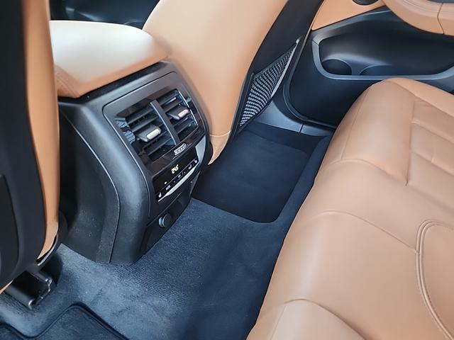 Ｘ３ ｘＤｒｉｖｅ　２０ｄ　Ｘライン　ハイラインパッケージ　ヘッドアップディスプレイ　ワイヤレス充電レザーシート　アクティブクルーズコントロール　ＬＥＤヘッドライト　全周囲カメラ　純正地デジ　電動トランク　コーティング済　純正１９アルミ　走行２２６００キロ（34枚目）