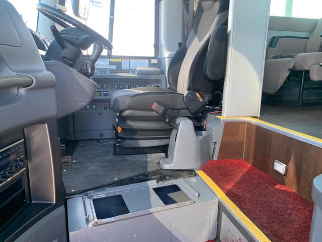 ガーラ 　ＬＫＧ－ＲＵ１ＥＳＢＪ　ＡＣ　ＰＳ　トイレ付　バックモニター　３５人乗り　（ＣＥ－ＢＡ－１２３）（34枚目）