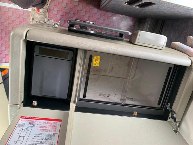 エアロエース 　ＰＤＧ－ＭＭ９６ＦＨ　ＡＣ　ＰＳ　バックカメラ　貫通トランク　Ｔ字ガラス　フリップダウンモニター　アルミホイール　２９人乗り　回転サロン　実走行　（ＣＦ－ＡＪ－４４）（32枚目）