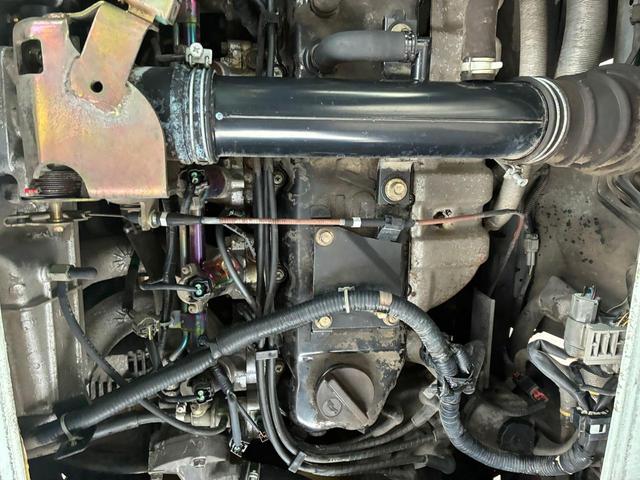 シビリアンバス 　ＵＤ－ＤＨＷ４１　ＡＣ　ＰＳ　乗車定員　３＋５１／１．５人　（ＣＦ－ＡＫ－６４）（34枚目）