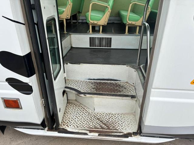 シビリアンバス 　ＵＤ－ＤＨＷ４１　ＡＣ　ＰＳ　乗車定員　３＋５１／１．５人　（ＣＦ－ＡＫ－６４）（52枚目）