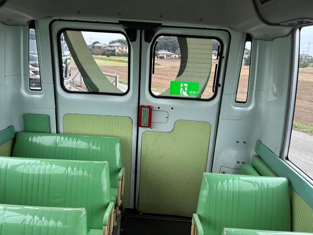 シビリアンバス 　ＵＤ－ＤＨＷ４１　ＡＣ　ＰＳ　乗車定員　３＋５１／１．５人　（ＣＦ－ＡＫ－６４）（53枚目）
