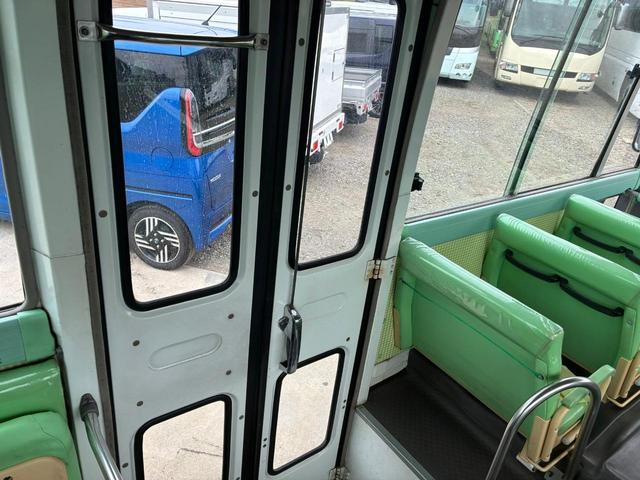 シビリアンバス 　ＵＤ－ＤＨＷ４１　ＡＣ　ＰＳ　乗車定員　３＋５１／１．５人　（ＣＦ－ＡＫ－６４）（63枚目）