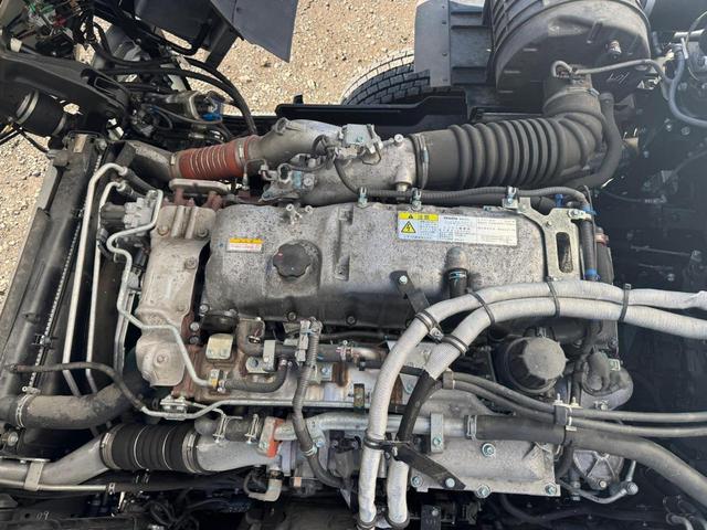 ギガ 　２ＰＧ－ＣＸＹ７７ＤＪ　ＡＣ　ＰＳ　ＰＷ　エアバッグ　ベッド付き　バックカメラ　（ＲＯＣ－１）（26枚目）