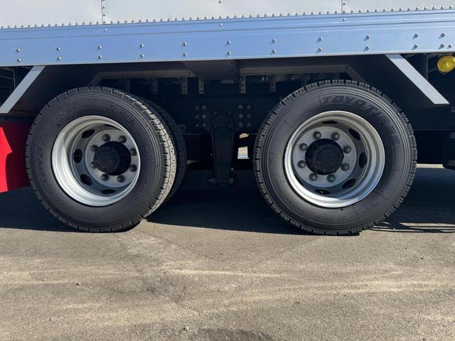 ギガ 　２ＰＧ－ＣＸＹ７７ＤＪ　ＡＣ　ＰＳ　ＰＷ　エアバッグ　ベッド付き　バックカメラ　（ＲＯＣ－１）（42枚目）