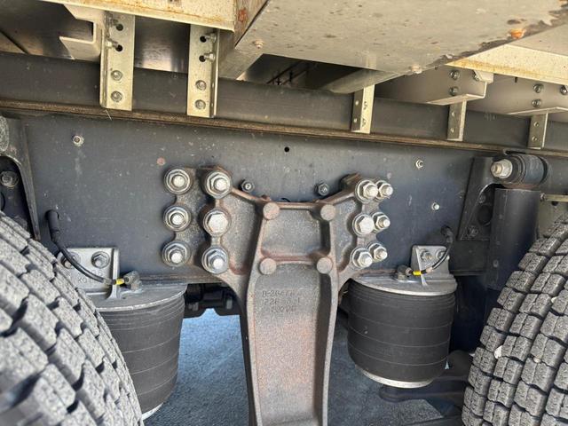 ギガ 　２ＰＧ－ＣＸＹ７７ＤＪ　ＡＣ　ＰＳ　ＰＷ　エアバッグ　ベッド付き　バックカメラ　（ＲＯＣ－１）（43枚目）