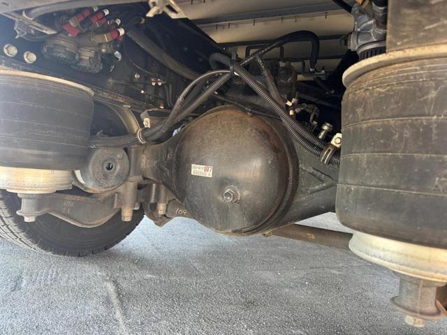 ギガ 　２ＰＧ－ＣＸＹ７７ＤＪ　ＡＣ　ＰＳ　ＰＷ　エアバッグ　ベッド付き　バックカメラ　（ＲＯＣ－１）（49枚目）