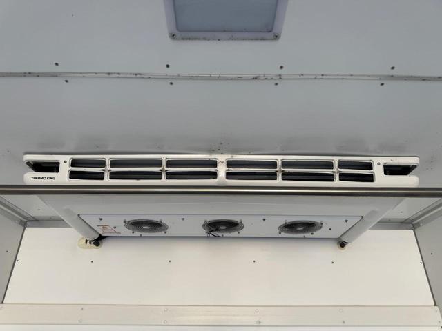 ギガ 　２ＰＧ－ＣＸＹ７７ＤＪ　ＡＣ　ＰＳ　ＰＷ　エアバッグ　ベッド付き　バックカメラ　（ＲＯＣ－１）（53枚目）