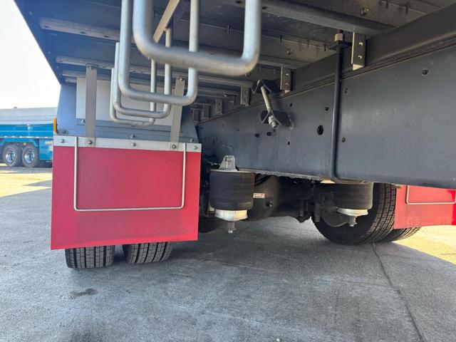 ギガ 　２ＰＧ－ＣＸＹ７７ＤＪ　ＡＣ　ＰＳ　ＰＷ　エアバッグ　ベッド付き　バックカメラ　（ＲＯＣ－１）（54枚目）