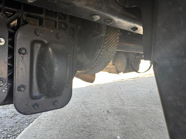 ギガ 　２ＰＧ－ＣＸＹ７７ＤＪ　ＡＣ　ＰＳ　ＰＷ　エアバッグ　ベッド付き　バックカメラ　（ＲＯＣ－１）（64枚目）