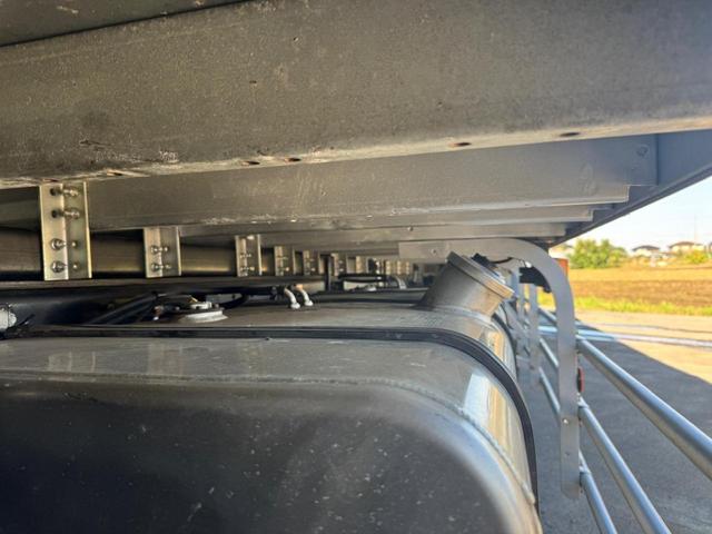 ギガ 　２ＰＧ－ＣＸＹ７７ＤＪ　ＡＣ　ＰＳ　ＰＷ　エアバッグ　ベッド付き　バックカメラ　（ＲＯＣ－１）（67枚目）