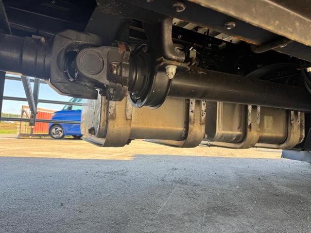 ギガ 　２ＰＧ－ＣＸＹ７７ＤＪ　ＡＣ　ＰＳ　ＰＷ　エアバッグ　ベッド付き　バックカメラ　（ＲＯＣ－１）（69枚目）