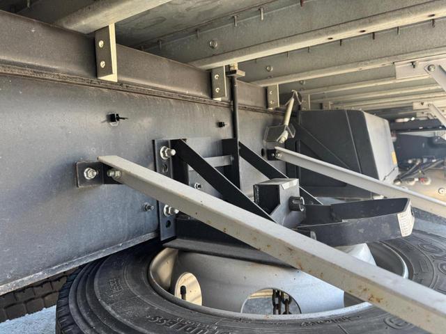 ギガ 　２ＰＧ－ＣＸＹ７７ＤＪ　ＡＣ　ＰＳ　ＰＷ　エアバッグ　ベッド付き　バックカメラ　（ＲＯＣ－１）（70枚目）