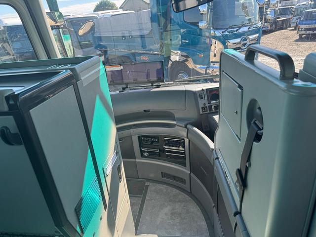 セレガ BDG-RU8JHAA AC PS 29人乗り フリップダウンモニター 2個付き TV カラオケ テーブル付き アルミホイール 冷凍庫 ポット付き (CF-BA-91)(32枚目)