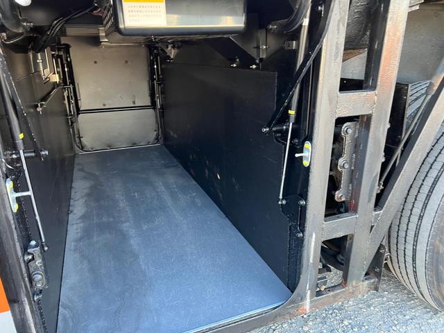 セレガ 　ＱＲＧ－ＲＵ１ＥＳＢＡ　ＡＣ　ＰＳ　バックカメラ　トイレ付　２９人乗り　（ＣＦ－ＢＢ－０４）（15枚目）