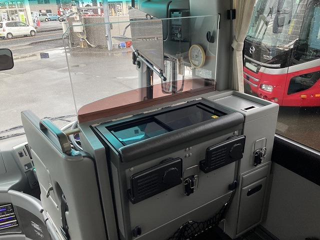 セレガ 日野 中型観光バス 29人(70枚目)