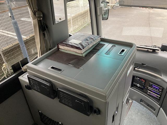 セレガ 日野 中型 観光バス 29人(63枚目)