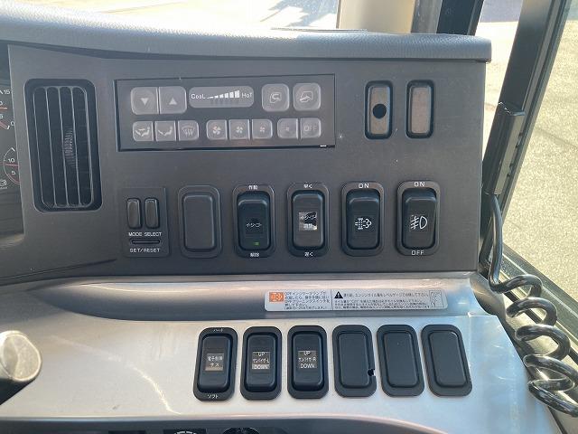 エアロエース 　三菱　中型　観光バス　２９人（22枚目）