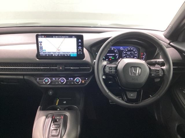 ＺＲ－Ｖ ｅ：ＨＥＶＺ特別仕様車ブラックスタイル　当社デモカー　純正スマートナビ　ドラレコ　ＥＴＣ２．０　ホンダセンシング　全周囲カメラ　シートヒーター　電動シート　電動リアゲート（17枚目）