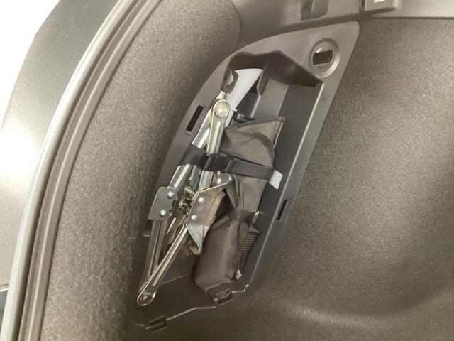 シビック ハッチバックホンダセンシング 純正メモリーナビ ドラレコ ETC ホンダセンシング シートヒーター バックカメラ アルミホイール フルセグ オートクルーズコントロール ターボ DVD再生 アイドリングストップ USB入力端子(54枚目)