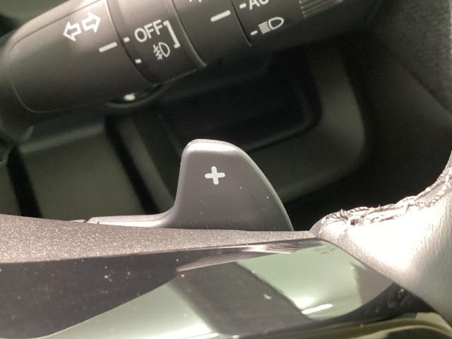 ステップワゴン ｅ：ＨＥＶエアーＥＸ　当社デモカー　純正メモリーナビ　全周囲カメラ　ドラレコ　ＥＴＣ　ホンダセンシング　シートヒーター　電動リアゲート　バックカメラ　両側電動スライドドア　アルミホイール　３列シート　ウォークスルー　ＡＢＳ（34枚目）