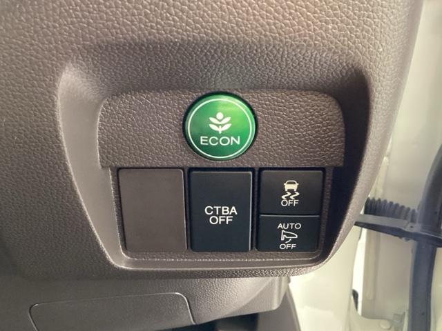 N-ONE スタンダード・L 純正メモリーナビ バックカメラ ETC ベンチシート DVD再生 アイドリングストップ USB入力端子 寒冷地仕様 衝突防止システム LEDヘッドランプ スマートキー 盗難防止システム 横滑り防止装置(29枚目)