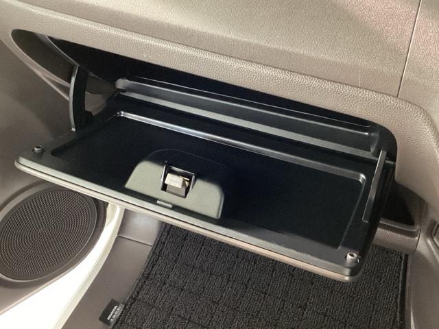 N-ONE スタンダード・L 純正メモリーナビ バックカメラ ETC ベンチシート DVD再生 アイドリングストップ USB入力端子 寒冷地仕様 衝突防止システム LEDヘッドランプ スマートキー 盗難防止システム 横滑り防止装置(39枚目)