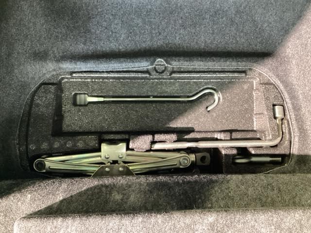 N-ONE スタンダード・L 純正メモリーナビ バックカメラ ETC ベンチシート DVD再生 アイドリングストップ USB入力端子 寒冷地仕様 衝突防止システム LEDヘッドランプ スマートキー 盗難防止システム 横滑り防止装置(48枚目)