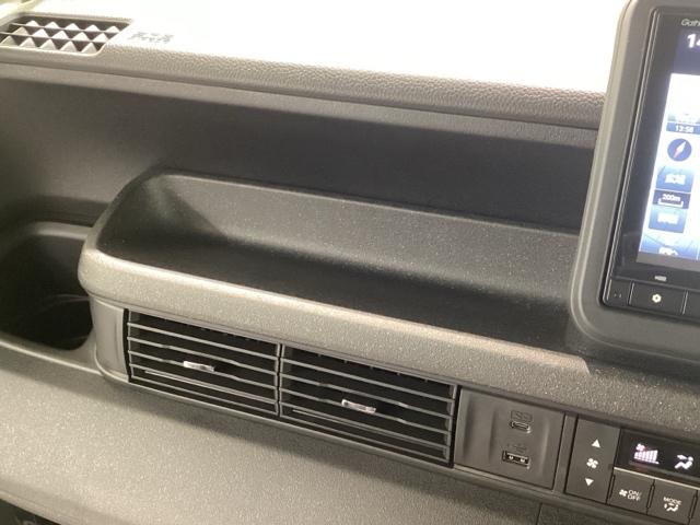 N-BOXカスタム ターボコーディネートスタイル 当社デモカー 純正メモリーナビ ドラレコ ETC ホンダセンシング シートヒーター ロールシェード(55枚目)