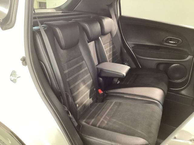 ヴェゼル ＲＳ・ホンダセンシング　純正メモリーナビ　ドラレコ　ＥＴＣ　ホンダセンシング　シートヒーター　バックカメラ　アルミホイール　フルセグ　オートクルーズコントロール　アイドリングストップ　ＵＳＢ入力端子　衝突防止システム　ＡＢＳ（11枚目）