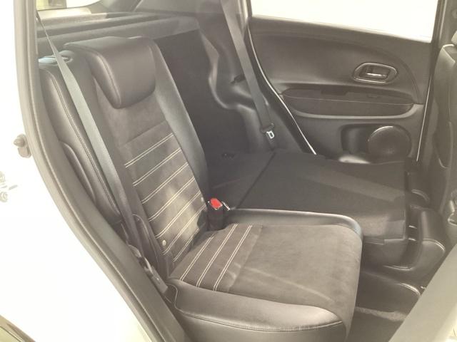 ヴェゼル ＲＳ・ホンダセンシング　純正メモリーナビ　ドラレコ　ＥＴＣ　ホンダセンシング　シートヒーター　バックカメラ　アルミホイール　フルセグ　オートクルーズコントロール　アイドリングストップ　ＵＳＢ入力端子　衝突防止システム　ＡＢＳ（12枚目）