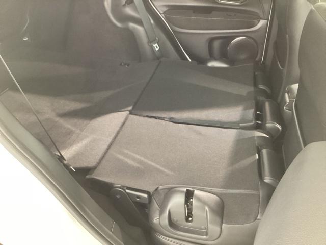 ヴェゼル ＲＳ・ホンダセンシング　純正メモリーナビ　ドラレコ　ＥＴＣ　ホンダセンシング　シートヒーター　バックカメラ　アルミホイール　フルセグ　オートクルーズコントロール　アイドリングストップ　ＵＳＢ入力端子　衝突防止システム　ＡＢＳ（13枚目）