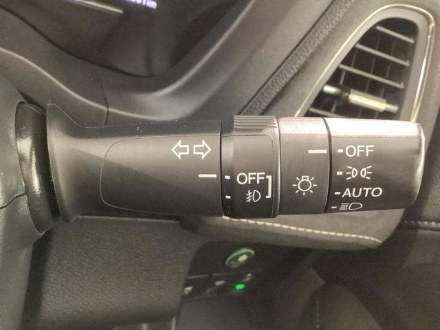 ヴェゼル ＲＳ・ホンダセンシング　純正メモリーナビ　ドラレコ　ＥＴＣ　ホンダセンシング　シートヒーター　バックカメラ　アルミホイール　フルセグ　オートクルーズコントロール　アイドリングストップ　ＵＳＢ入力端子　衝突防止システム　ＡＢＳ（33枚目）