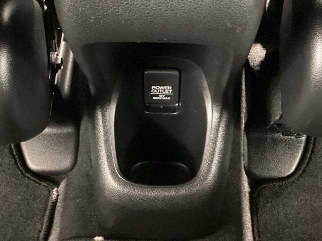 ヴェゼル ＲＳ・ホンダセンシング　純正メモリーナビ　ドラレコ　ＥＴＣ　ホンダセンシング　シートヒーター　バックカメラ　アルミホイール　フルセグ　オートクルーズコントロール　アイドリングストップ　ＵＳＢ入力端子　衝突防止システム　ＡＢＳ（42枚目）