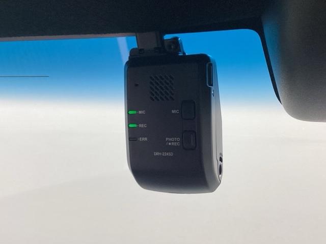 N-BOX L 当社デモカー 純正スマートナビ ドラレコ ETC障害物センサー ホンダセンシング シートヒーター ロールシェード ETC バックカメラ 両側電動スライドドア アルミホイール ベンチシート フルセグ(32枚目)